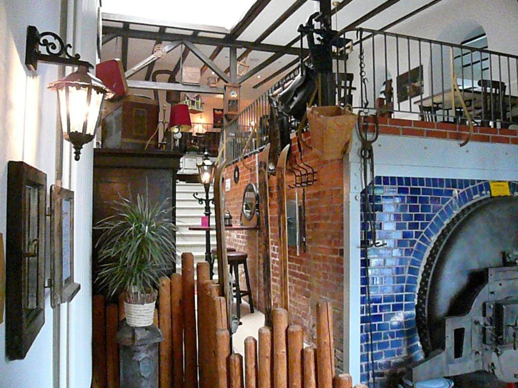 Hotel An Der Alten Porzelline 노이하우스암렌웨그 외부 사진