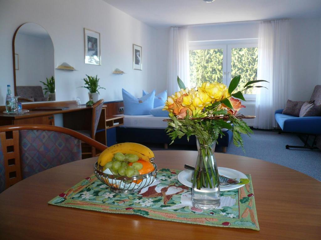 Hotel An Der Alten Porzelline 노이하우스암렌웨그 객실 사진